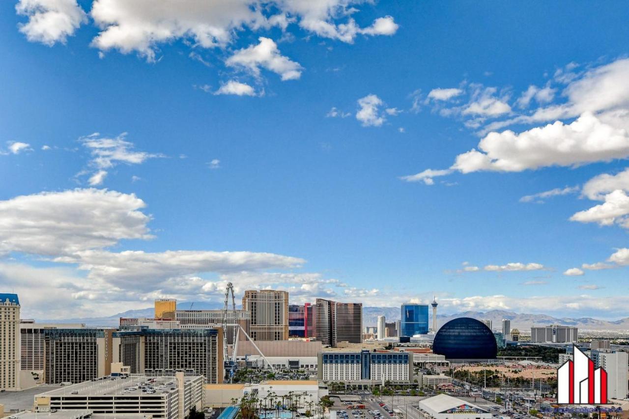 Mgm Signature-27-805 F1 Track & Strip View Balcony Las Vegas Exterior photo