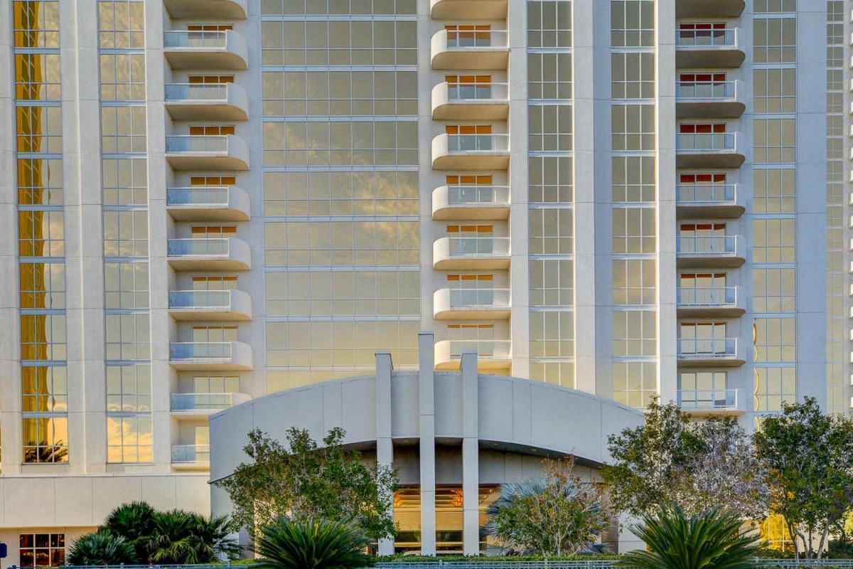 Mgm Signature-27-805 F1 Track & Strip View Balcony Las Vegas Exterior photo